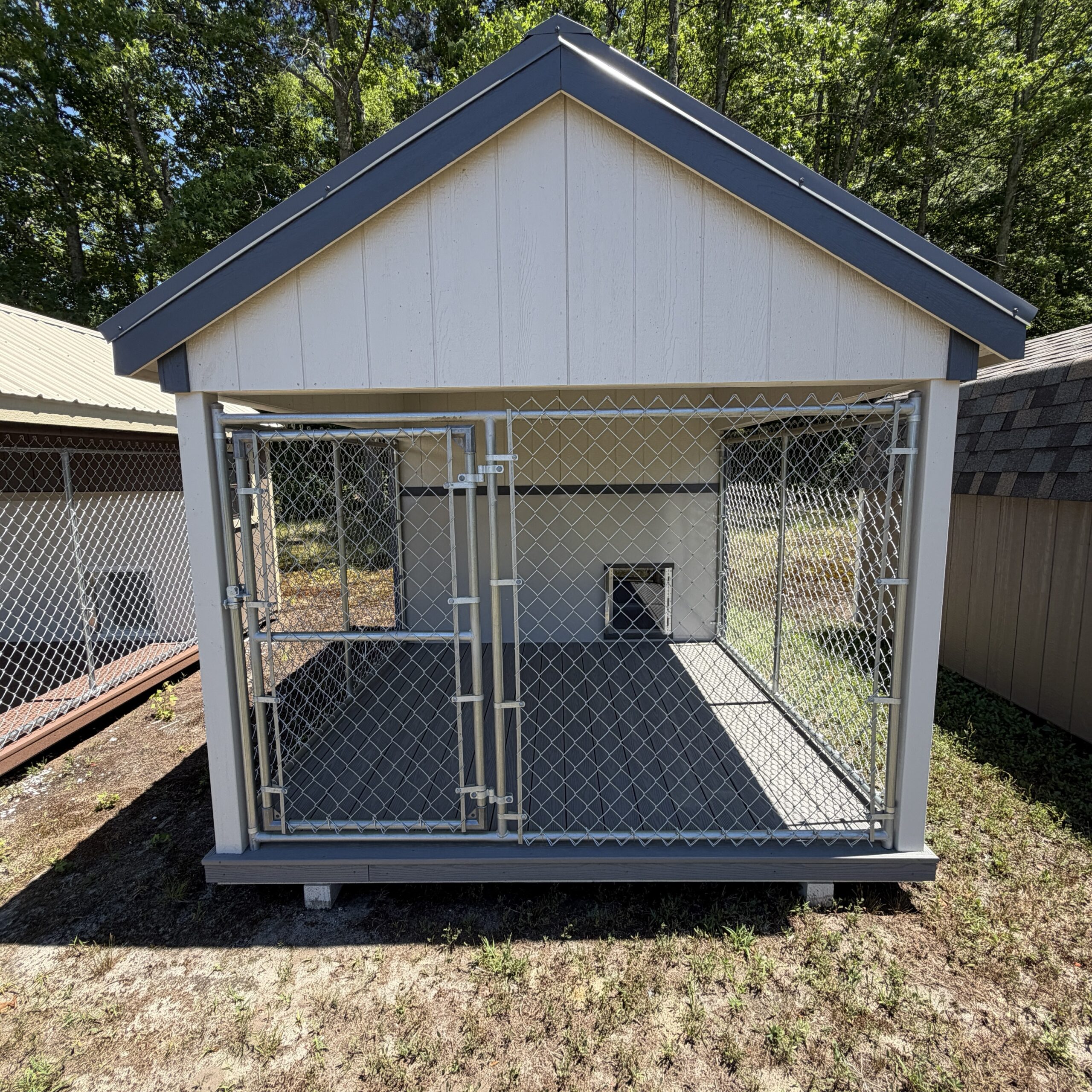 8×12 Unfinished Dog Kennel - thumbnail 2